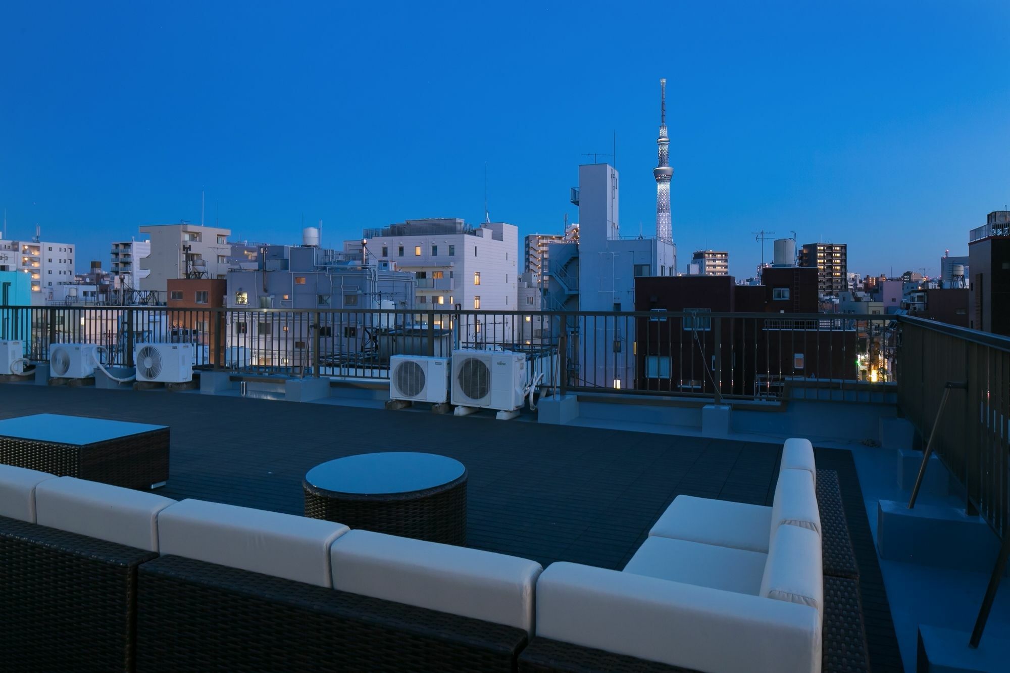 Ikidane House Asakusa Hatago Tokió Kültér fotó